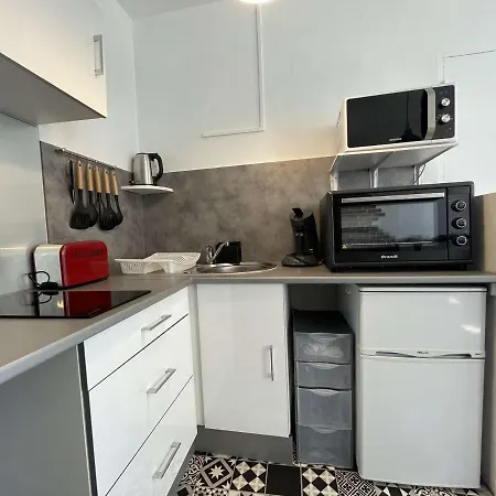 Studio La Rochelle, 1 Pièce, 4 Personnes - Fr-1-246-619